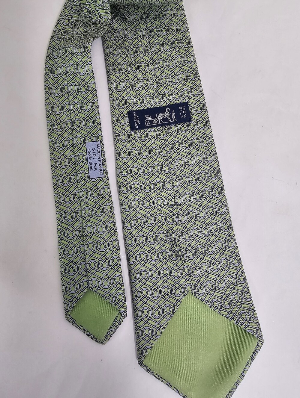 Hermès Paris Silk Tie Interlocking Chain Link Geometric Green 5101 HA Luxury - Picture 4 of 4